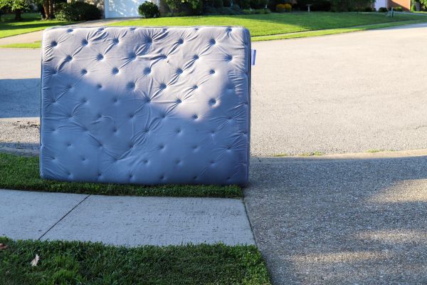 Mattress Removal Service in Lilburn