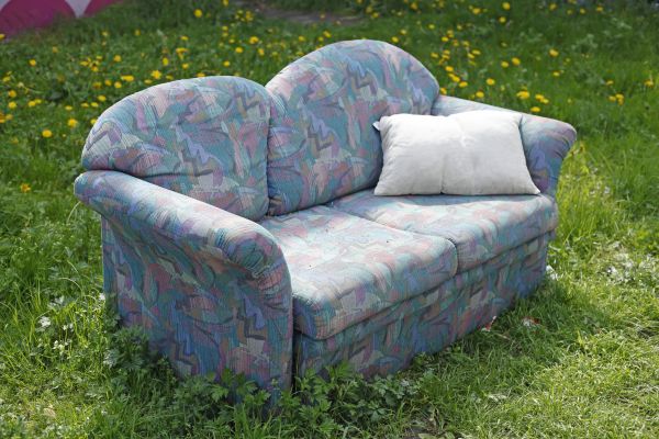 Couch Disposal in Lilburn
